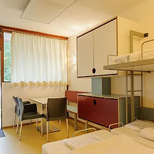 camping-wien-west.vienna-besthotels.com/